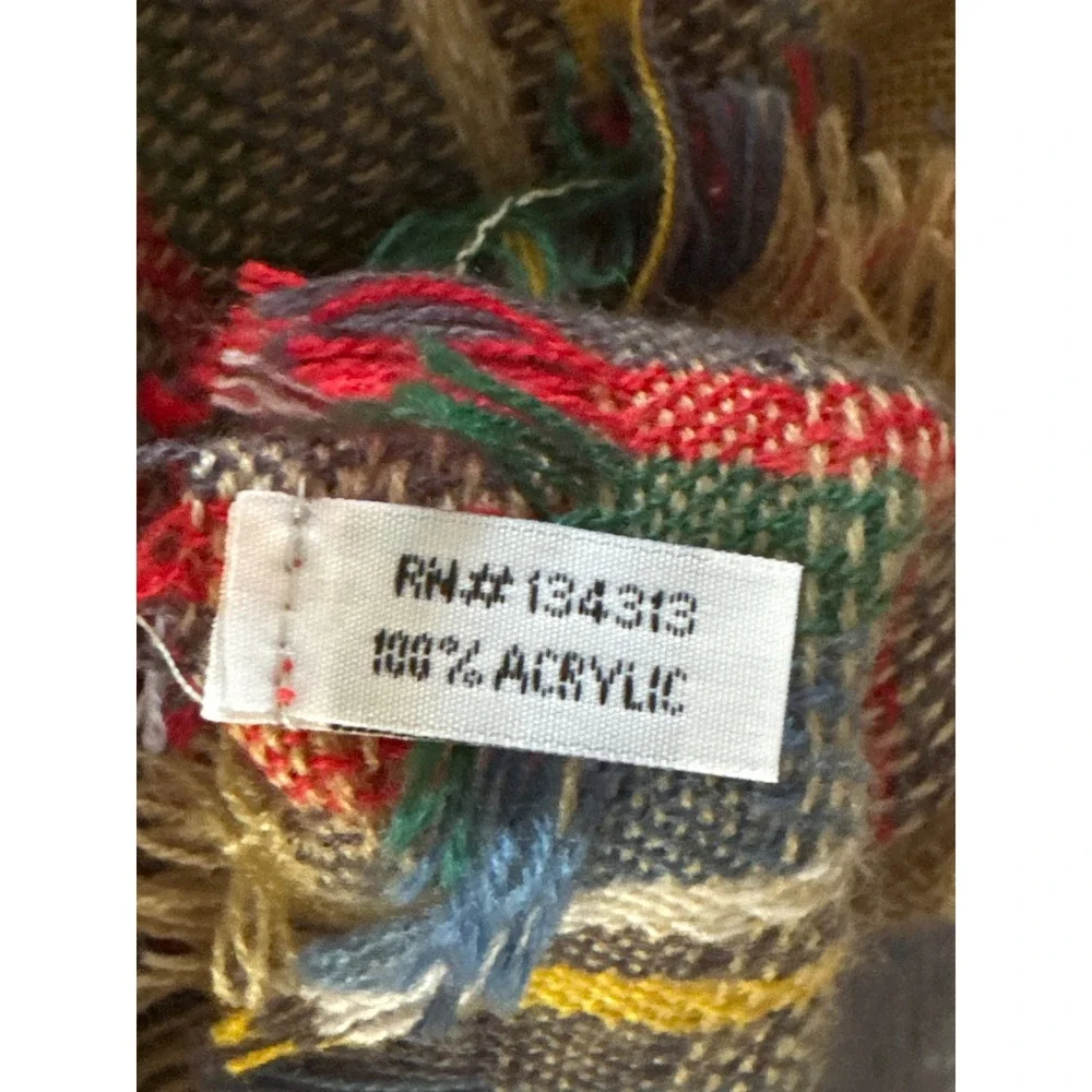 Women's‎ Plaid Blanket Scarf Wrap Shawl with Toggle Closure One Size